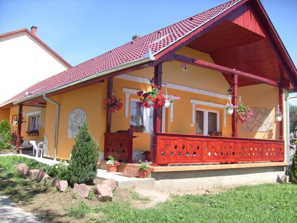 Andrea Vendeghaz Apartment Kehidakustány Exterior photo